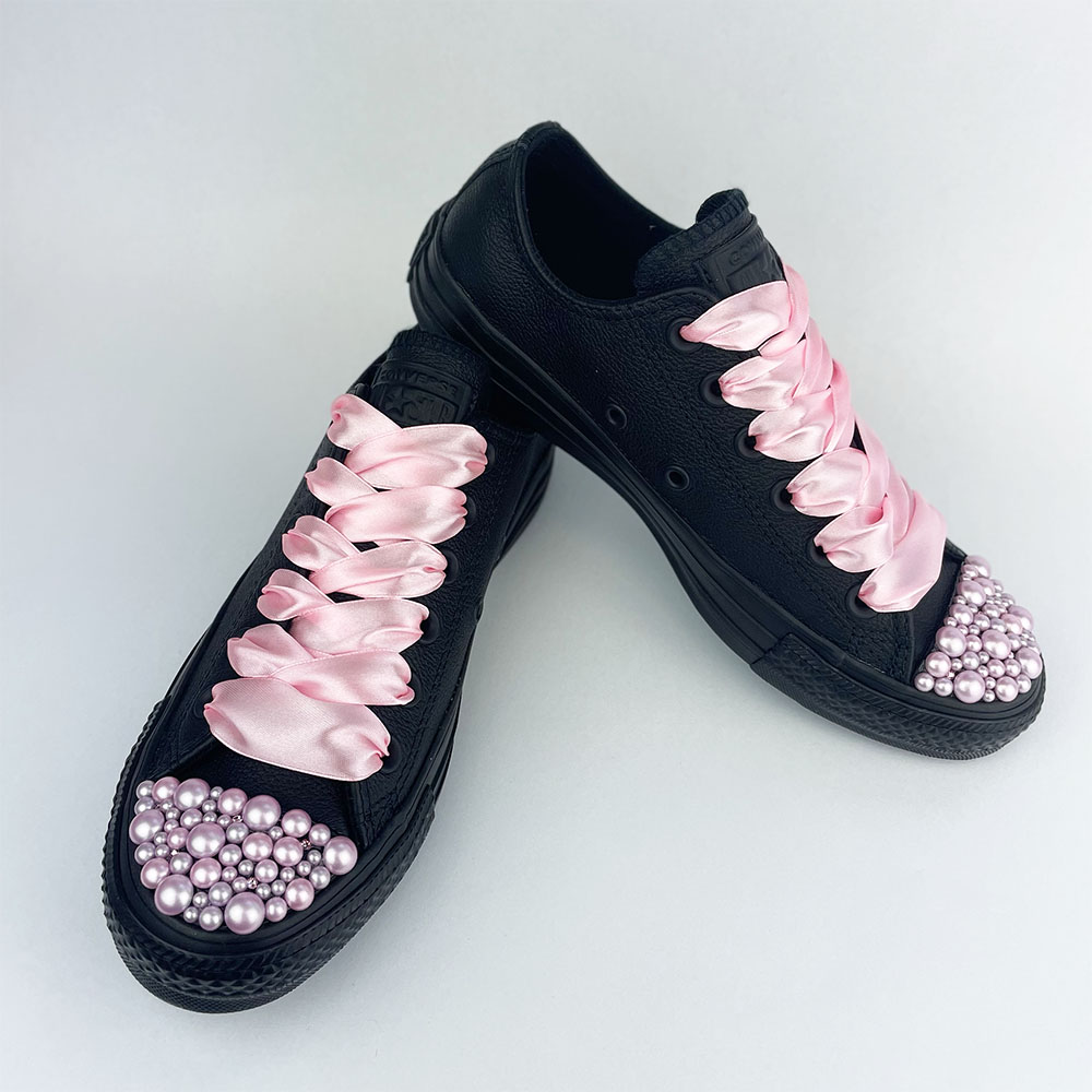 Converse Leather Black Low Pink Pearls